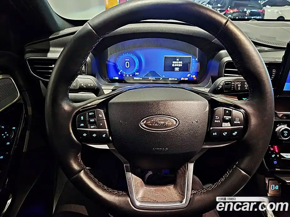 Ford Explorer 2022 3.0 гидро в Москве № 233135, фото 11