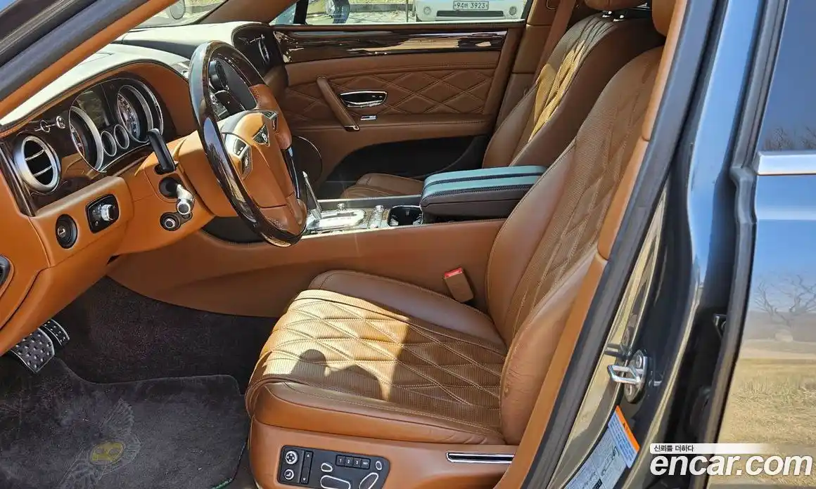 Bentley Flying Spur 2014 6.0 гидро в Москве № 387299, фото 13