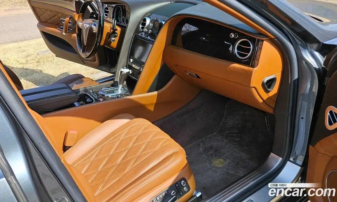 Bentley Flying Spur 2014 6.0 гидро в Москве № 387299, фото 15