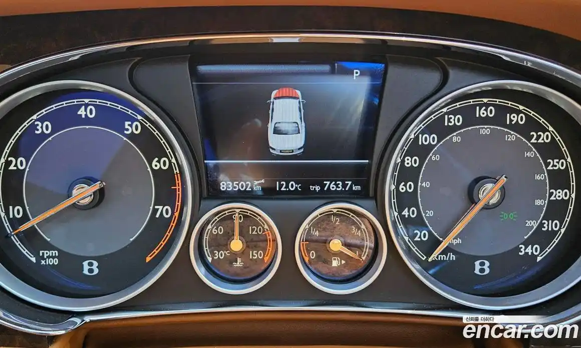 Bentley Flying Spur 2014 6.0 гидро в Москве № 387299, фото 17