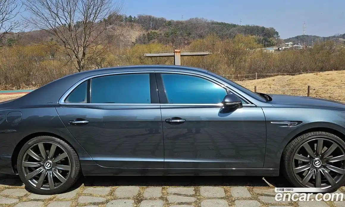 Bentley Flying Spur 2014 6.0 гидро в Москве № 387299, фото 7