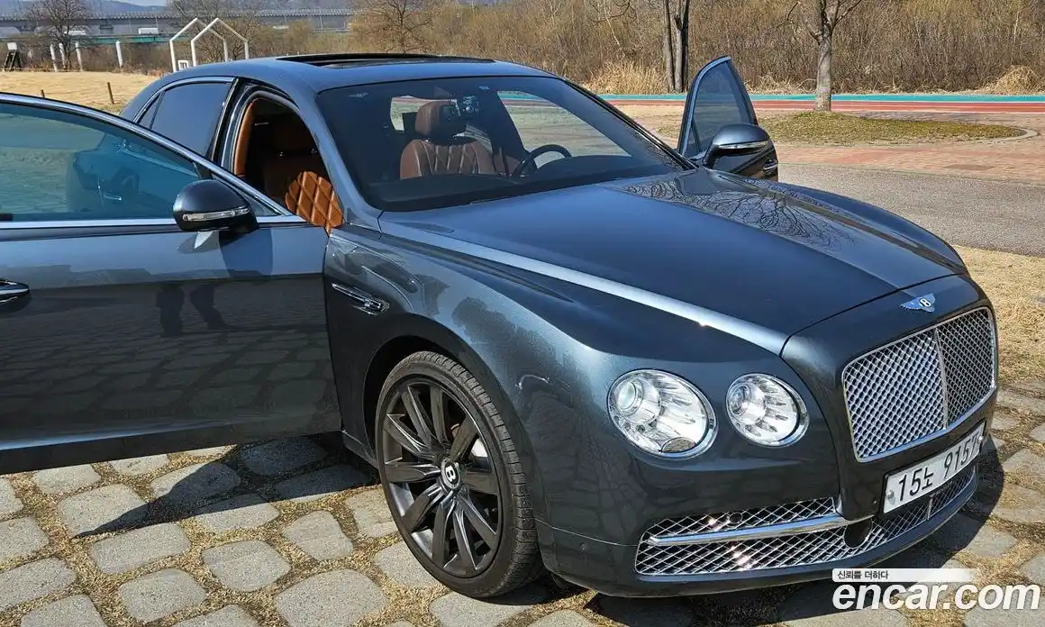 Bentley Flying Spur 2014 6.0 гидро в Москве № 387299, фото 10