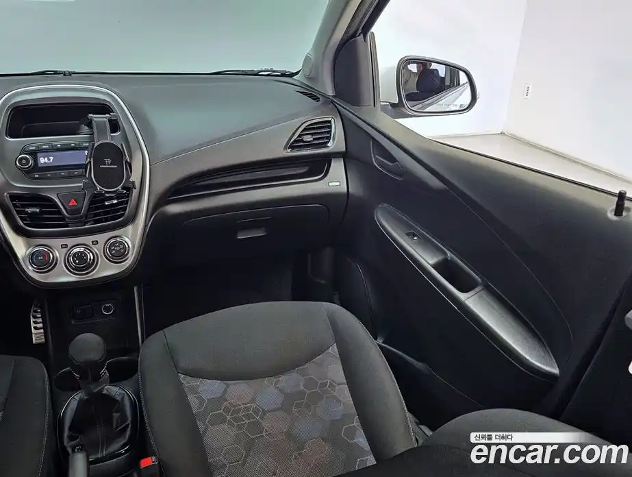 Chevrolet Spark 2015 1.0 механика в Москве, фото 14