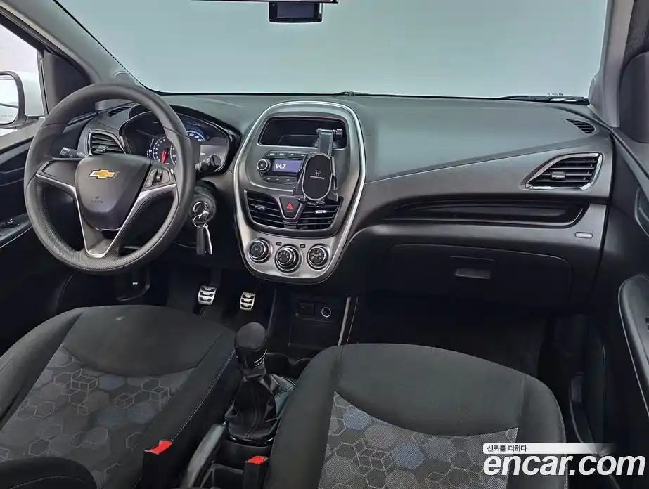 Chevrolet Spark 2015 1.0 механика в Москве, фото 16