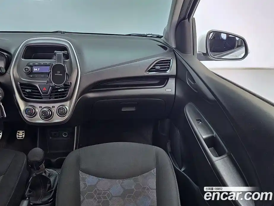Chevrolet Spark 2015 1.0 механика в Москве, фото 17