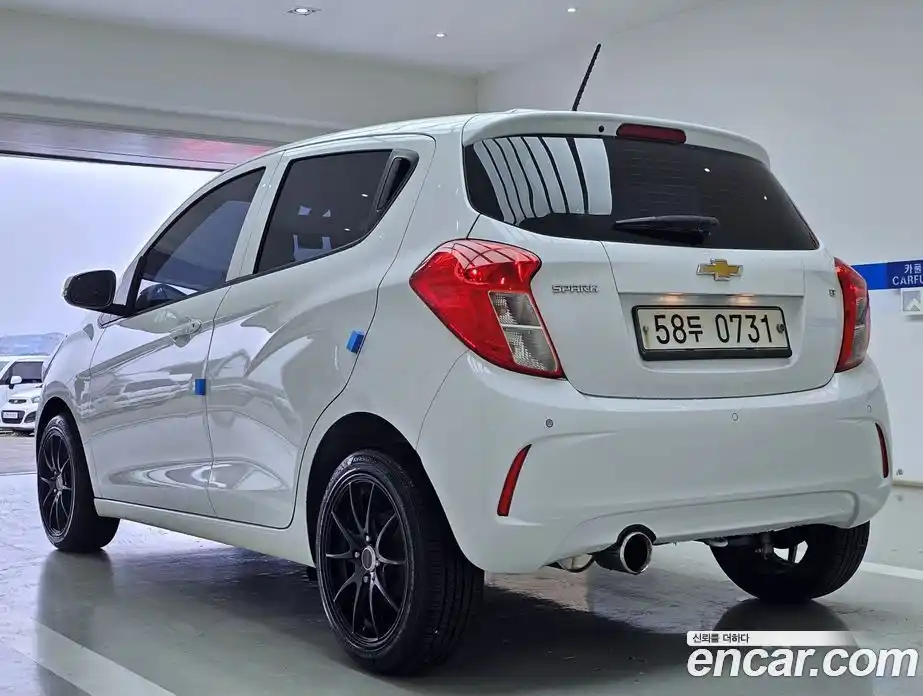 Chevrolet Spark 2015 1.0 механика в Москве, фото 3