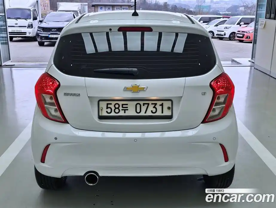 Chevrolet Spark 2015 1.0 механика в Москве, фото 4