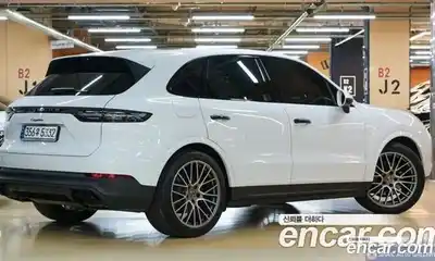 Porsche Cayenne, 2023