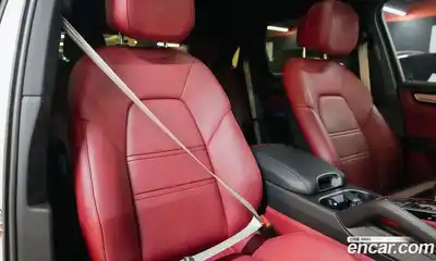 Porsche Cayenne 2023 3.0 гидро в Москве № 1070642, миниатюра 6