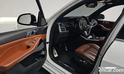 BMW X7 2022 4.4 гидро в Москве № 1190065, миниатюра 10