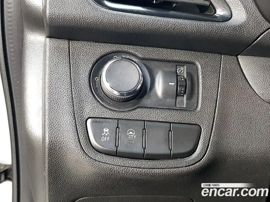 Chevrolet Spark 2016 1.0 Автомат в Москве № 1190260, фото 11