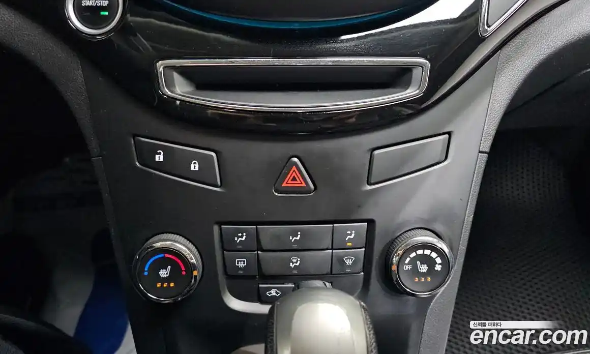 Chevrolet Orlando 2015 2.0 Автомат в Москве № 1190299, фото 17