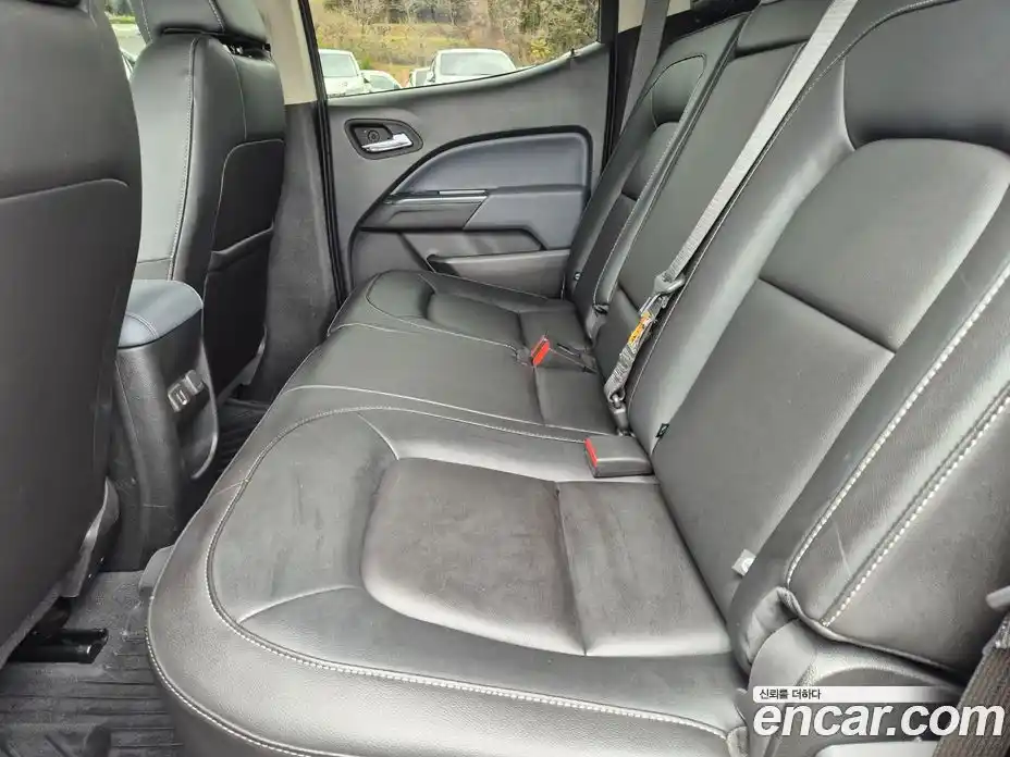 Chevrolet Colorado 2022 3.6 Автомат в Москве № 1190363, фото 19