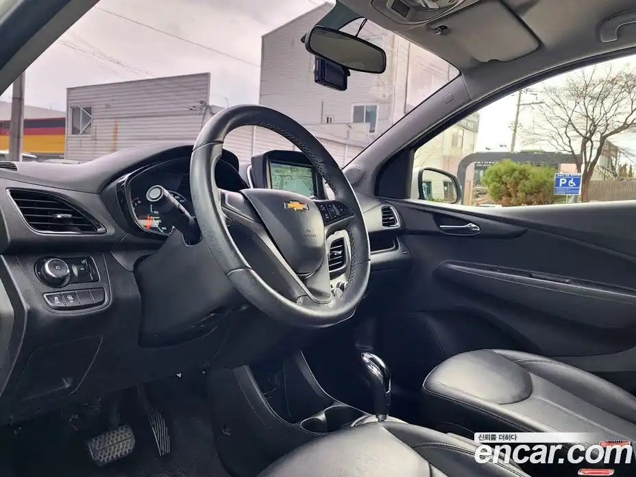 Chevrolet Spark 2016 1.0 Автомат в Москве № 1190433, фото 14