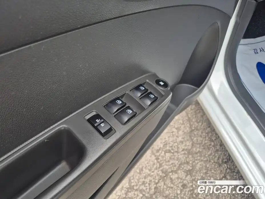 Chevrolet Spark 2015 1.0 Автомат в Москве № 1190504, фото 10