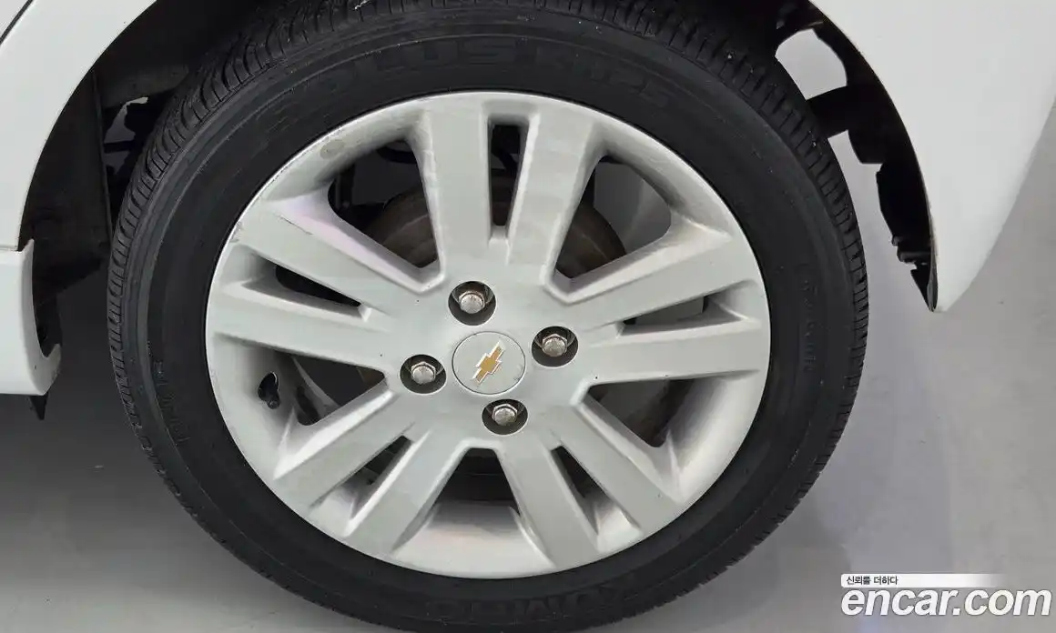 Chevrolet Spark 2014 1.0 Механическая в Москве № 1190594, фото 18