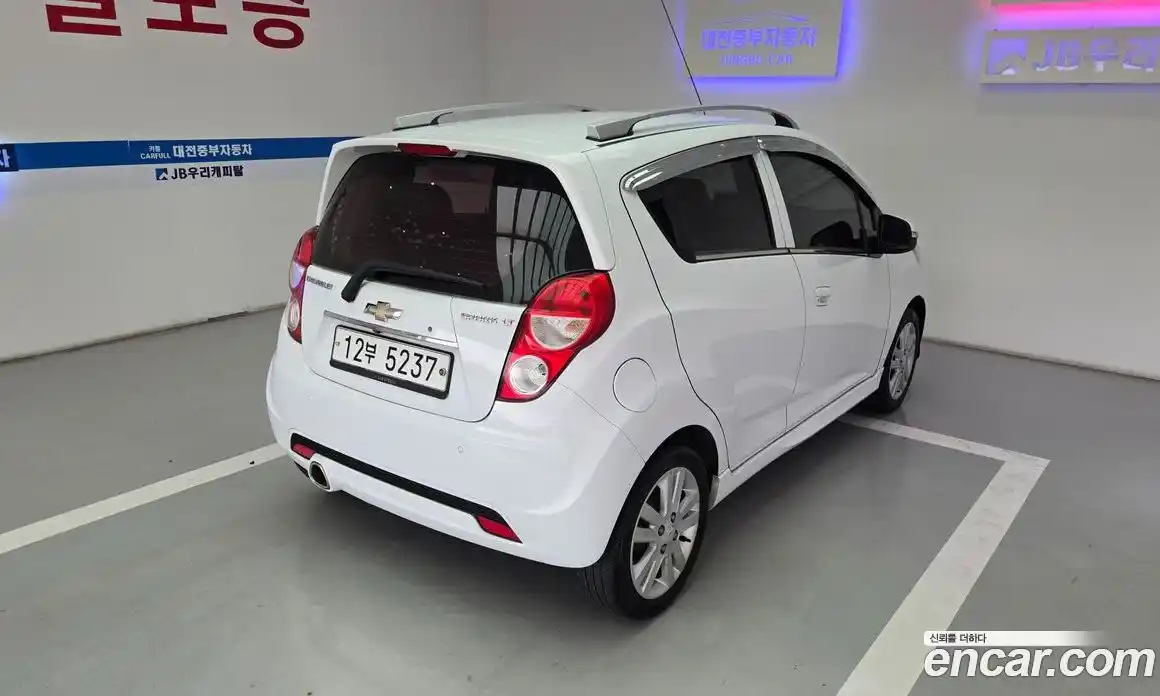 Chevrolet Spark 2014 1.0 Механическая в Москве № 1190594, фото 6