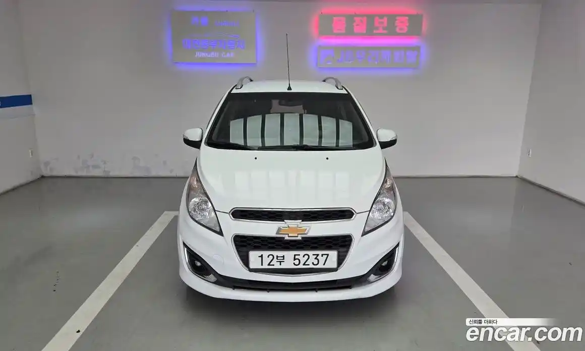 Chevrolet Spark 2014 1.0 Механическая в Москве № 1190594, фото 9