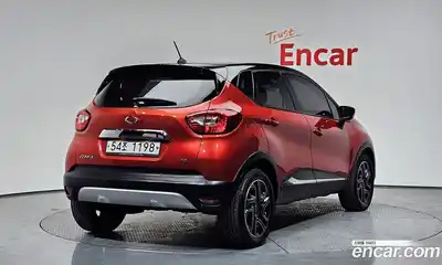 Renault QM3 2017 1.5 гидро в Москве № 1190930, миниатюра 2