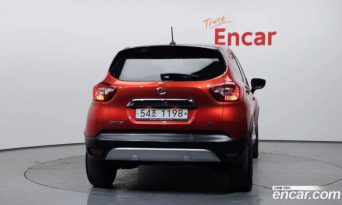 Renault QM3 2017 1.5 гидро в Москве № 1190930, фото 4
