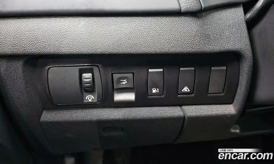 Renault SM3 2014 1.6 гидро в Москве № 1191436, фото 16