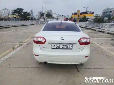 Renault SM3 2010 1.6 гидро в Москве № 1191453, миниатюра 3