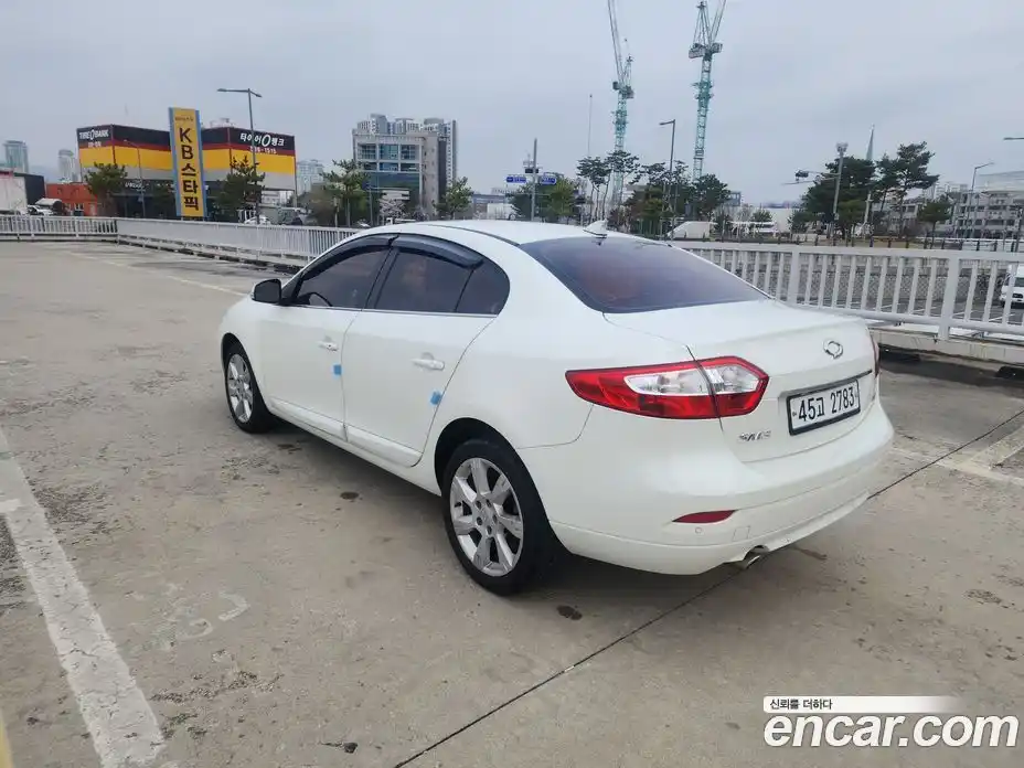Renault SM3 2010 1.6 гидро в Москве № 1191453, фото 4
