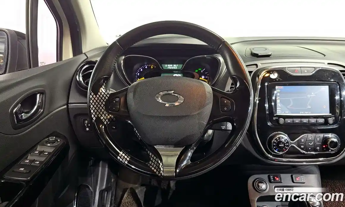 Renault QM3 2015 1.5 гидро в Москве № 1191699, фото 13