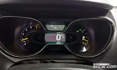 Renault QM3 2015 1.5 гидро в Москве № 1191699, миниатюра 8