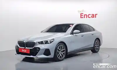 BMW 5-Series, 2025