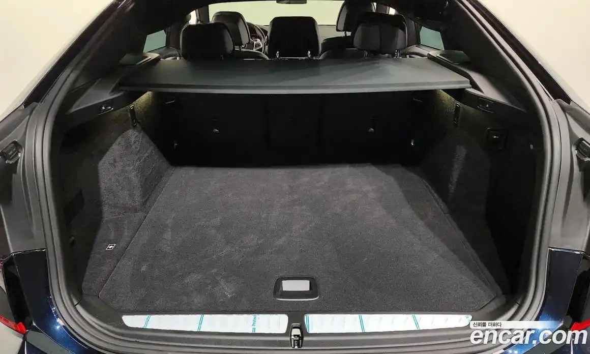 BMW 6-Series 2023 2.0 Автомат в Москве № 1192303, фото 20