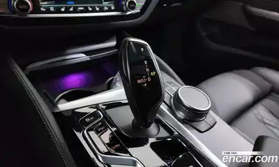 BMW 6-Series 2023 2.0 Автомат в Москве № 1192303, миниатюра 9