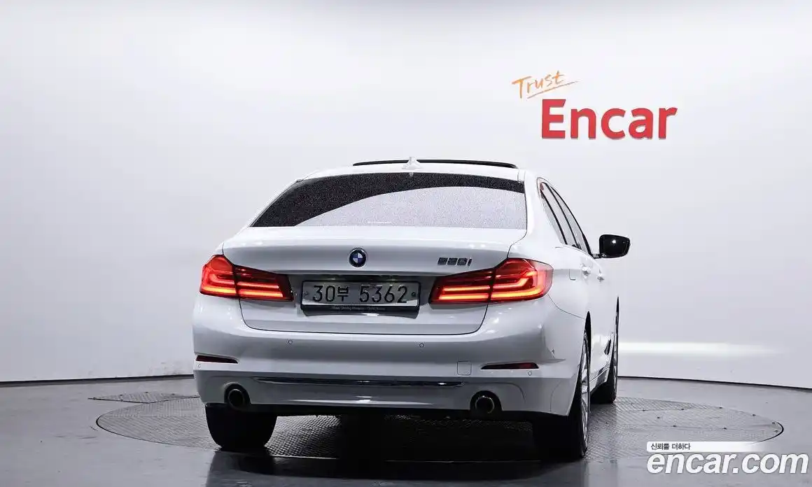 BMW 5-Series 2019 2.0 Автомат в Москве № 1193224, фото 4
