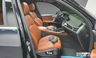 BMW X7 2022 3.0 гидро в Москве № 1193246, миниатюра 10