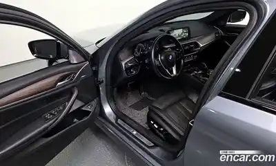 BMW 5-Series 2017 2.0 Автомат в Москве № 1193248, миниатюра 11