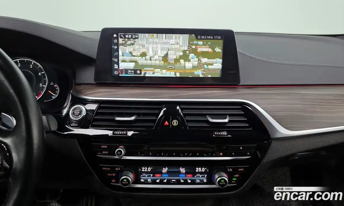 BMW 5-Series 2017 2.0 Автомат в Москве № 1193248, фото 15