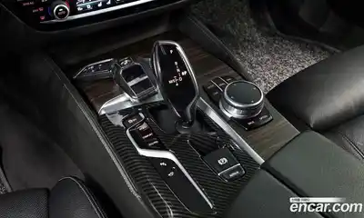 BMW 5-Series 2017 2.0 Автомат в Москве № 1193248, миниатюра 9