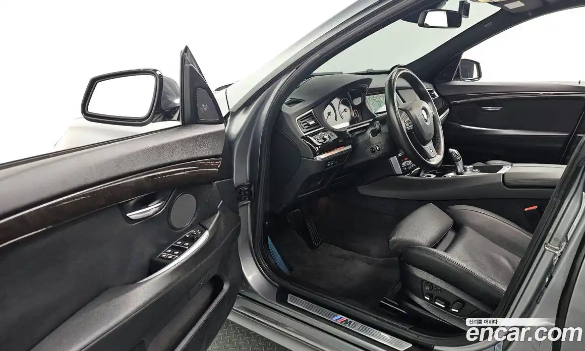 BMW 5-Series 2012 4.4 Автомат в Москве № 1193326, фото 11