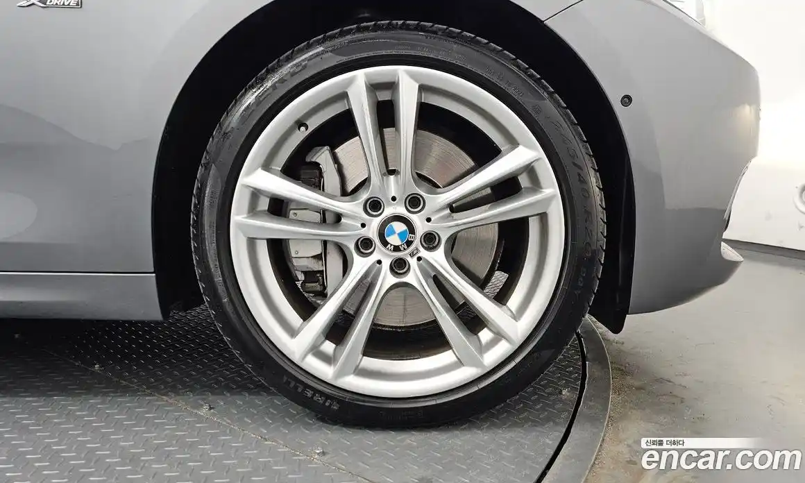 BMW 5-Series 2012 4.4 Автомат в Москве № 1193326, фото 5