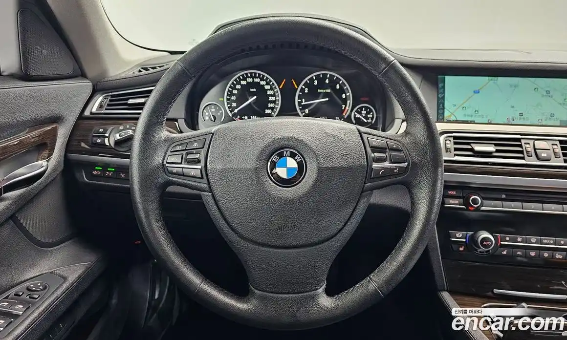 BMW 7-Series 2012 4.4 Автомат в Москве № 1193366, фото 13