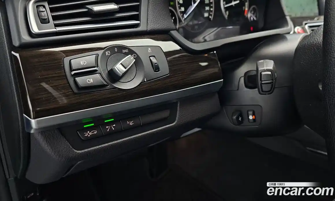 BMW 7-Series 2012 4.4 Автомат в Москве № 1193366, фото 17