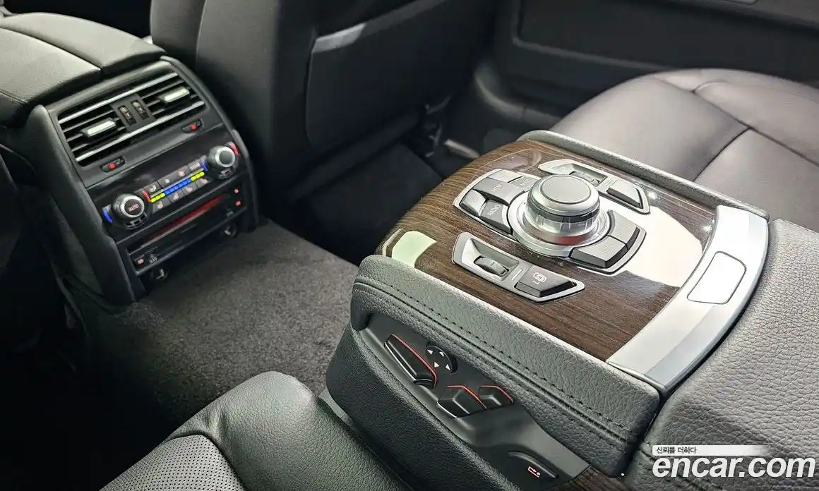 BMW 7-Series 2012 4.4 Автомат в Москве № 1193366, фото 19