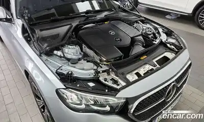 Mercedes-Benz E-Class 2025 2.0 гидро в Москве № 1193629, миниатюра 6