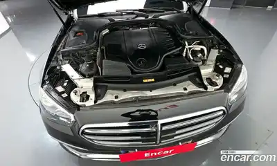 Mercedes-Benz E-Class 2021 3.0 гидро в Москве № 1193805, миниатюра 6