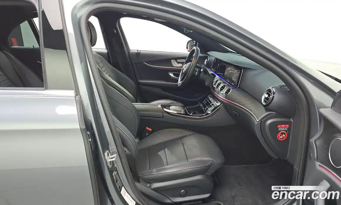 Mercedes-Benz E-Class 2023 2.0 гидро в Москве, фото 11