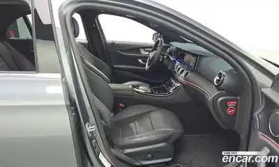 Mercedes-Benz E-Class 2023 2.0 гидро в Москве, миниатюра 11