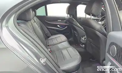 Mercedes-Benz E-Class 2023 2.0 гидро в Москве, миниатюра 12