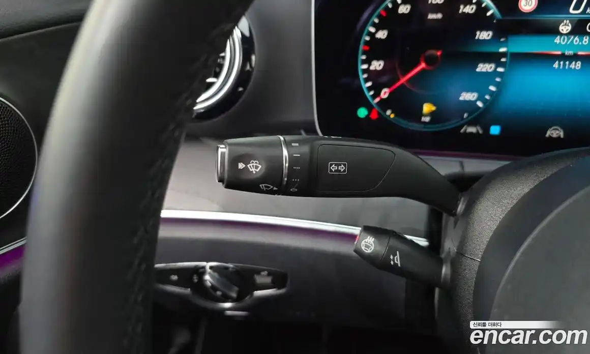 Mercedes-Benz E-Class 2023 2.0 гидро в Москве, фото 17