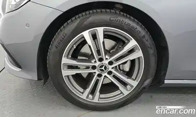 Mercedes-Benz E-Class 2023 2.0 гидро в Москве, миниатюра 5