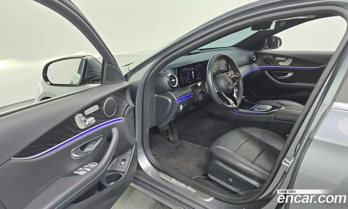 Mercedes-Benz E-Class 2023 2.0 гидро в Москве, фото 10